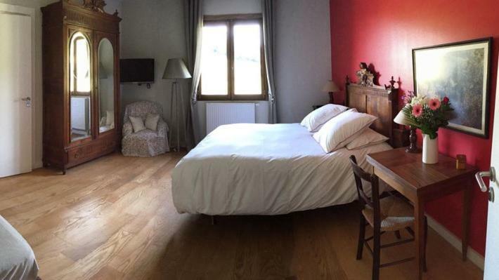 Chambres Ambroisie Gueytes-et-Labastide 外观 照片